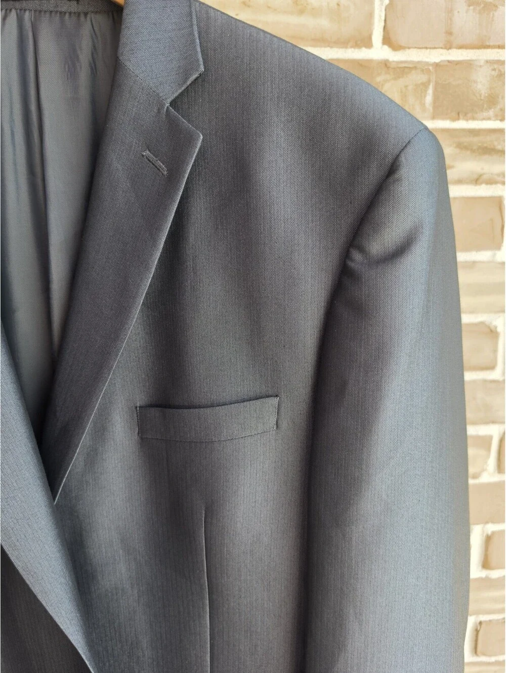 Calvin Klein Mens Blazer 46R Gray Herringbone 2 Button Sport Coat Suit Jacket
